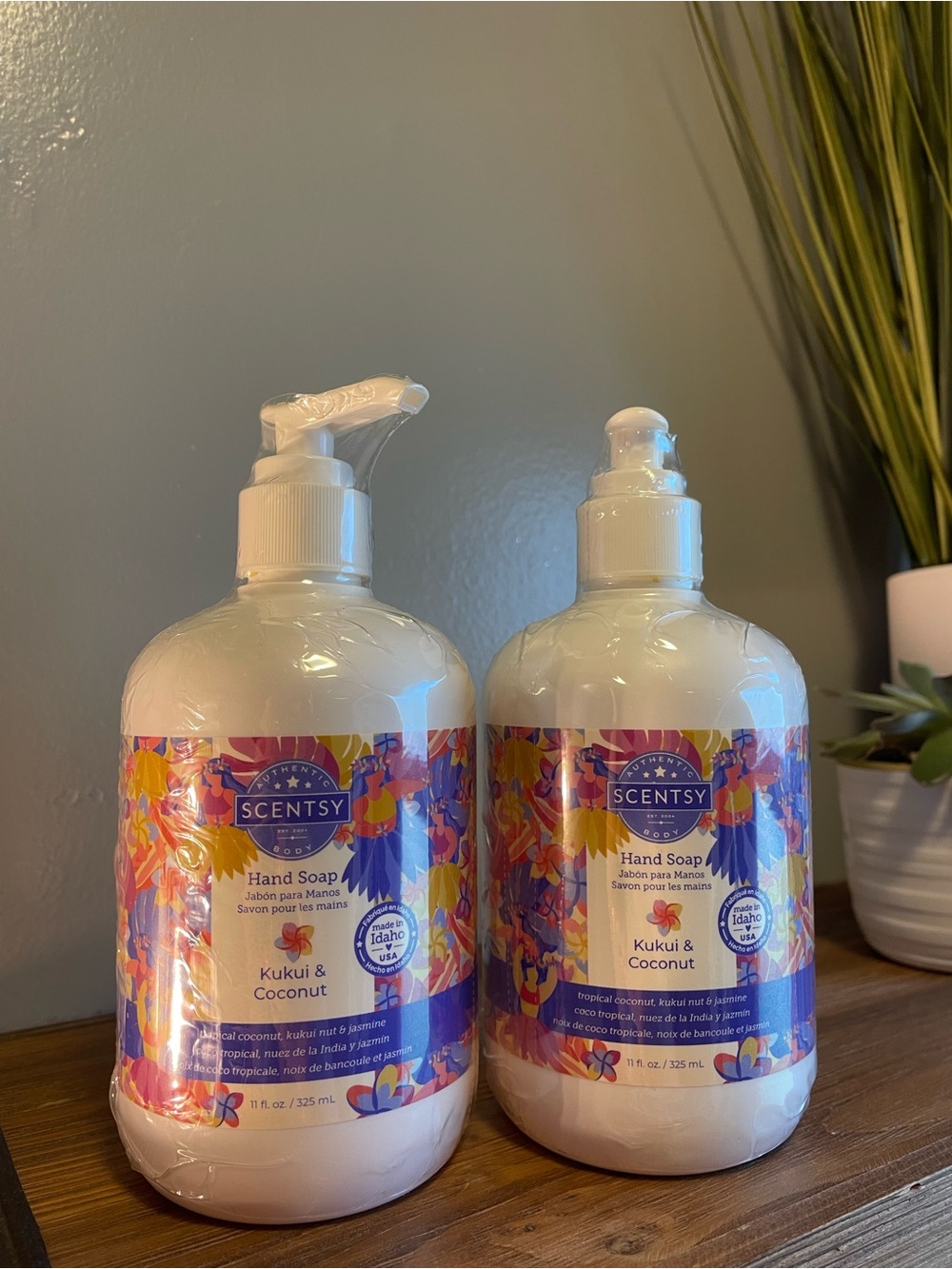 2- Scentsy Kukui & Coconut Hand Soaps